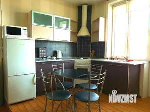 2-к квартира, посуточно, 54м2, 1/2 этаж