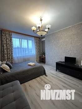 1-к квартира, посуточно, 41м2, 3/6 этаж