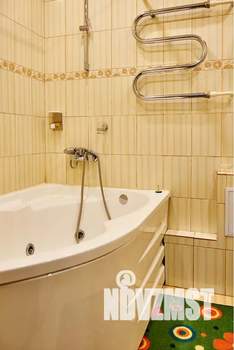 Студия квартира, посуточно, 40м2, 2/9 этаж