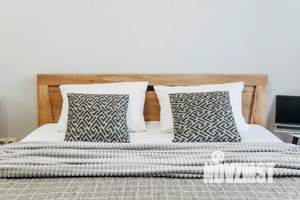 Студия квартира, посуточно, 40м2, 6/17 этаж