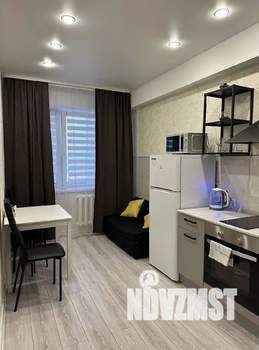 1-к квартира, посуточно, 40м2, 7/8 этаж