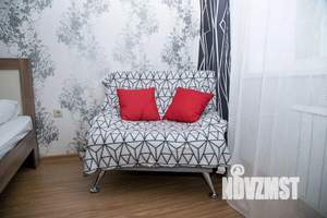 1-к квартира, посуточно, 47м2, 9/16 этаж