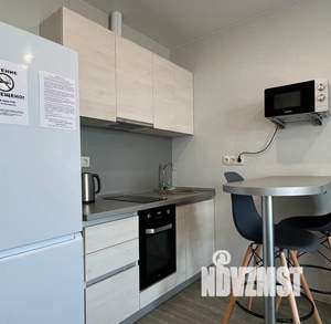 Студия квартира, посуточно, 40м2, 17/20 этаж