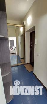 Студия квартира, посуточно, 37м2, 1/4 этаж