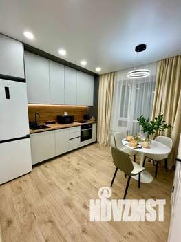 2-к квартира, посуточно, 38м2, 10/16 этаж