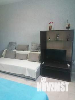 1-к квартира, посуточно, 40м2, 2/18 этаж