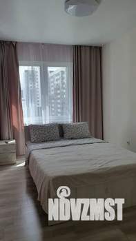 1-к квартира, посуточно, 32м2, 6/9 этаж