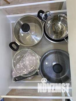 Студия квартира, посуточно, 40м2, 10/17 этаж