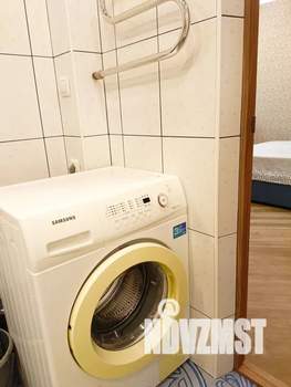 1-к квартира, посуточно, 38м2, 3/9 этаж