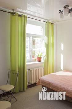 Студия квартира, посуточно, 35м2, 4/9 этаж