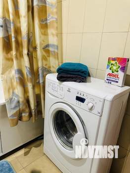 1-к квартира, посуточно, 38м2, 4/9 этаж