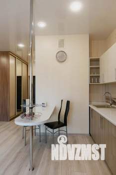 Студия квартира, посуточно, 35м2, 14/17 этаж