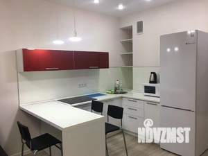 1-к квартира, посуточно, 55м2, 1/1 этаж