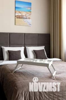 Студия квартира, посуточно, 42м2, 10/14 этаж