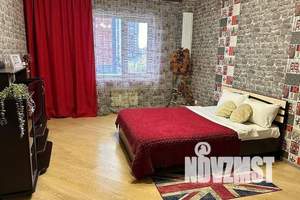 1-к квартира, посуточно, 40м2, 5/15 этаж