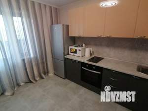 1-к квартира, посуточно, 39м2, 1/1 этаж