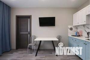 2-к квартира, посуточно, 10м2, 1/2 этаж