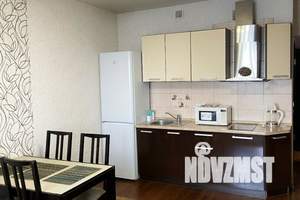 1-к квартира, посуточно, 62м2, 10/14 этаж