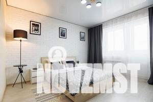 1-к квартира, посуточно, 39м2, 6/9 этаж