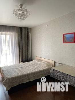 Студия квартира, посуточно, 35м2, 15/15 этаж