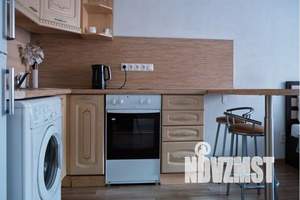 1-к квартира, посуточно, 30м2, 9/16 этаж