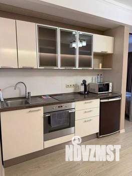 1-к квартира, посуточно, 44м2, 1/1 этаж