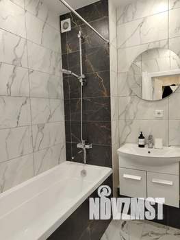 1-к квартира, посуточно, 35м2, 4/16 этаж