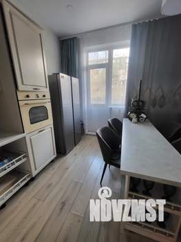 1-к квартира, посуточно, 53м2, 3/4 этаж