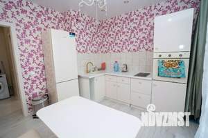 1-к квартира, посуточно, 60м2, 1/1 этаж