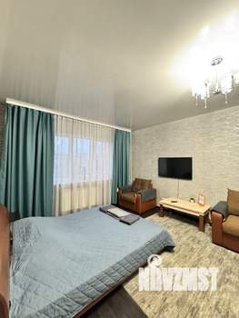 1-к квартира, посуточно, 50м2, 4/10 этаж