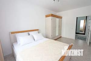 2-к квартира, посуточно, 60м2, 2/18 этаж