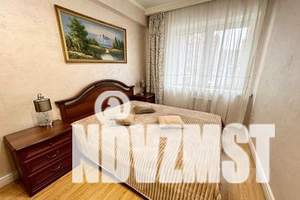 1-к квартира, посуточно, 50м2, 1/8 этаж