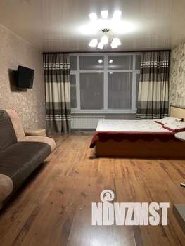 Студия квартира, посуточно, 34м2, 4/10 этаж