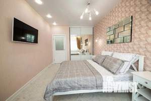 1-к квартира, посуточно, 52м2, 1/1 этаж