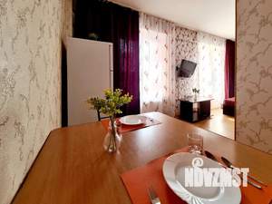 1-к квартира, посуточно, 40м2, 5/10 этаж