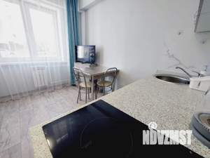 1-к квартира, посуточно, 36м2, 2/10 этаж