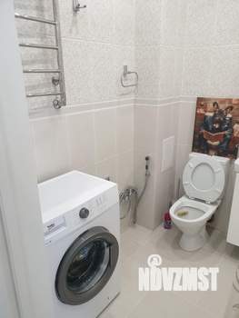 Студия квартира, посуточно, 40м2, 15/18 этаж