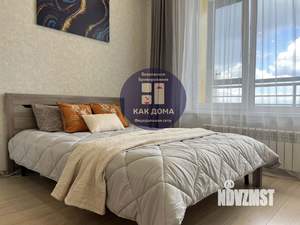 Студия квартира, посуточно, 35м2, 3/15 этаж