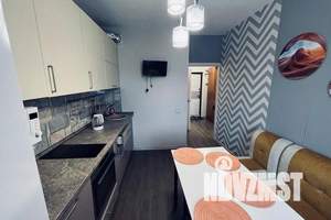 1-к квартира, посуточно, 40м2, 2/10 этаж