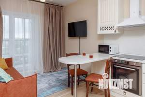 1-к квартира, посуточно, 38м2, 8/17 этаж