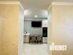 1-к квартира, посуточно, 60м2, 1/1 этаж