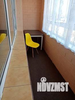 Студия квартира, посуточно, 38м2, 1/10 этаж