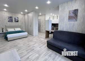 Студия квартира, посуточно, 40м2, 11/18 этаж