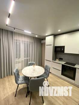 1-к квартира, посуточно, 40м2, 7/10 этаж