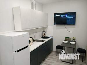 Студия квартира, посуточно, 37м2, 10/17 этаж