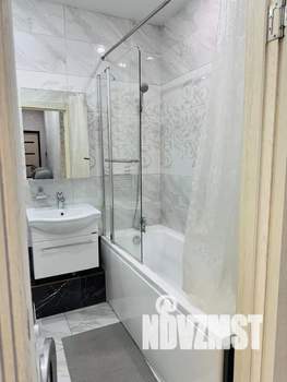 2-к квартира, посуточно, 44м2, 14/18 этаж