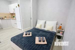 Студия квартира, посуточно, 42м2, 11/18 этаж