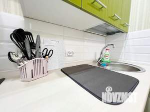 1-к квартира, посуточно, 42м2, 1/2 этаж