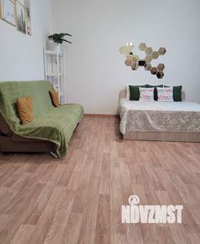 1-к квартира, посуточно, 38м2, 3/19 этаж