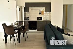 1-к квартира, посуточно, 43м2, 1/1 этаж